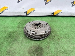 комплект сцепления Volkswagen Golf 4 поколение (1997 - 2006), 1.9 л., AXR, дизель, 038141032D, 038105266AQ, 038105264H, 2221005099