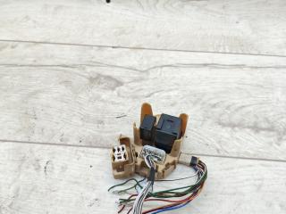 реле (прочие) Toyota Picnic 1 поколение XM10 2000, 2.2 л., дизель, МКПП, минивэн