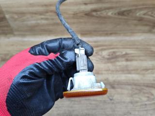 повторитель поворота на крыле правый Chery Tiggo (T11) 1 поколение 2007, 2.4 л., бензин, МКПП, внедорожник 5 дв.