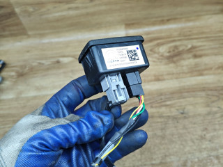 разъем AUX / USB Peugeot Boxer 2 поколение [рестайлинг] 2018, 2.0 л., дизель, МКПП, микроавтобус, 07356855900, 19250B0