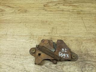 замок капота Lada Priora 1 поколение 2009, 1.6 л., бензин, МКПП, седан