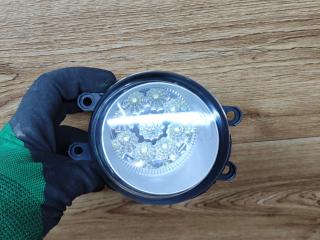 фара противотуманная правая Toyota Avensis 3 поколение (T270) 2010, 2.0 л., 1AD-FTV, дизель, МКПП, седан, 89210656