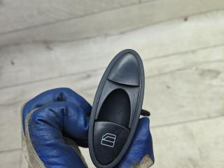 кнопка стеклоподъемника двери задней Mercedes-Benz E-Класс W211/S211 [рестайлинг] 2009, 2.2 л., дизель, АКПП, универсал, A2118219858