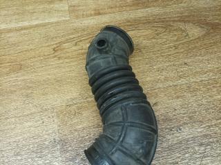 патрубок воздушного фильтра Geely Emgrand 7 1 поколение [рестайлинг] 2018, 1.8 л., JL4G18, бензин, МКПП, седан, 01613377