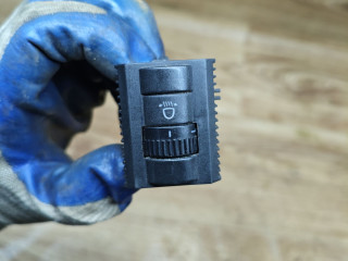 кнопка корректора фар Volkswagen Polo 5 поколение 2011, 1.6 л., CFNA, бензин, МКПП, седан, 6RU941333