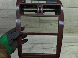 консоль салона Toyota Avensis 1 поколение (T220) (1997 - 2000), 2.0 л., 2C-TE, дизель, МКПП, седан