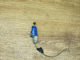 Датчик педали тормоза (лягушка) Renault Twingo 2 поколение 2009, 1.5 л., дизель, МКПП, хетчбэк 3 дв., 8200276359C