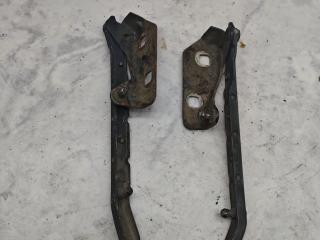 петля капота Mercedes-Benz M-Класс W163 [рестайлинг] (2001 - 2005), 2.7 л., дизель, АКПП, внедорожник 5 дв.