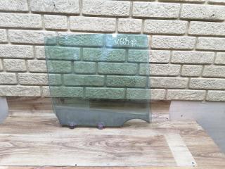 стекло двери задней правой Nissan Almera N16 2002, 1.5 л., бензин, МКПП, хетчбэк 5 дв.