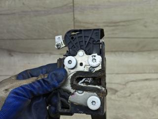 замок двери передней правой Renault Logan 2 поколение [рестайлинг] 2017, 1.6 л., K7M 812, бензин, МКПП, седан, 805021623R