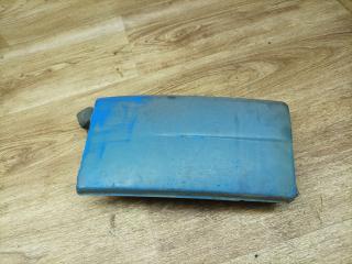 ресничка (ус) правой фары Volkswagen Transporter T4 1996, 2.4 л., AAB, дизель, МКПП, микроавтобус