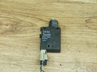 активатор замка багажника Toyota Avensis 1 поколение (T220) 1999, 1.8 л., 7A-FE, бензин, МКПП, лифтбэк, 69150-05010