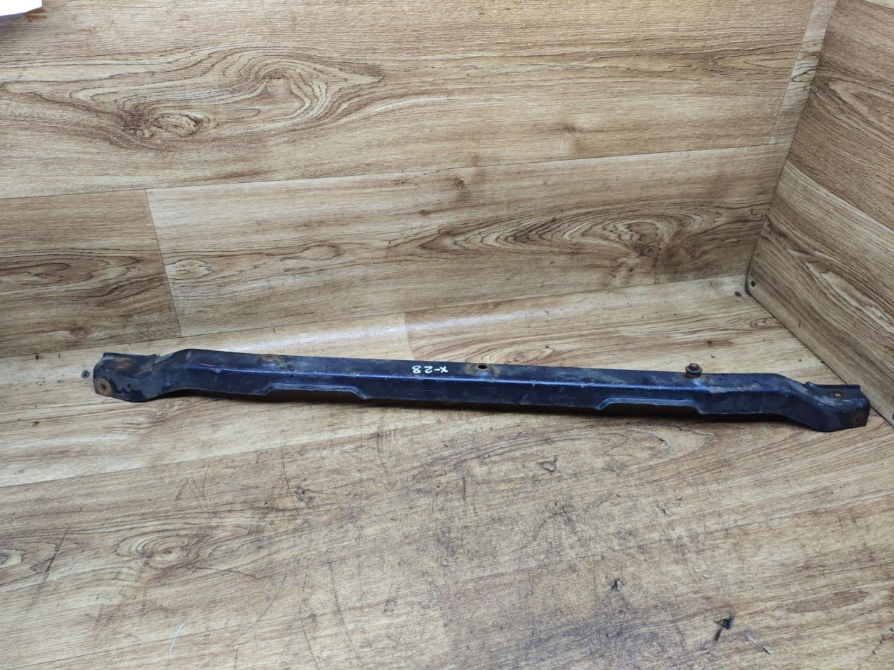 передняя панель крепления облицовки (телевизор) Chery Tiggo (T11) 1 поколение 2007, 2.4 л., бензин, МКПП, внедорожник 5 дв. - фото №1