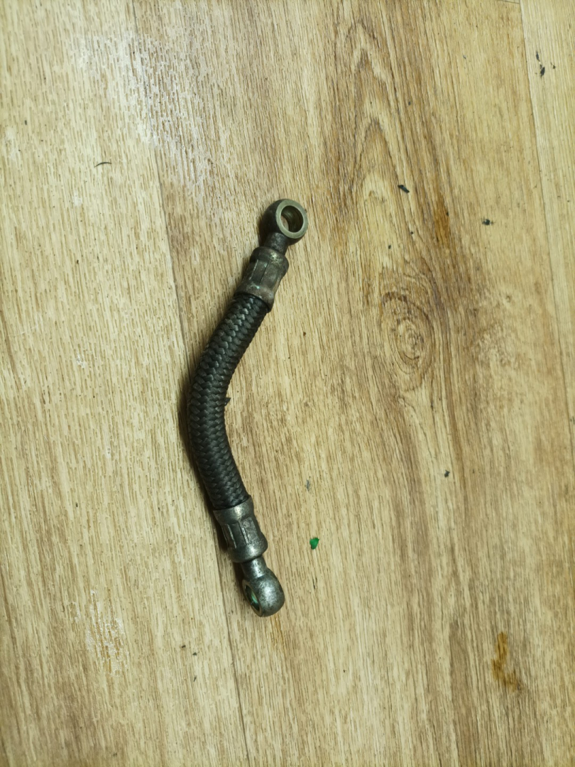 трубка вакуумного насоса Hyundai Galloper 2 поколение 1999, 2.5 л., D4BH, дизель, МКПП, внедорожник 5 дв. - фото №1