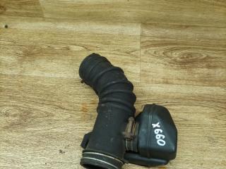 патрубок воздушного фильтра Toyota Avensis 1 поколение (T220) 1999, 1.8 л., 7A-FE, бензин, МКПП, лифтбэк, 17881-02090