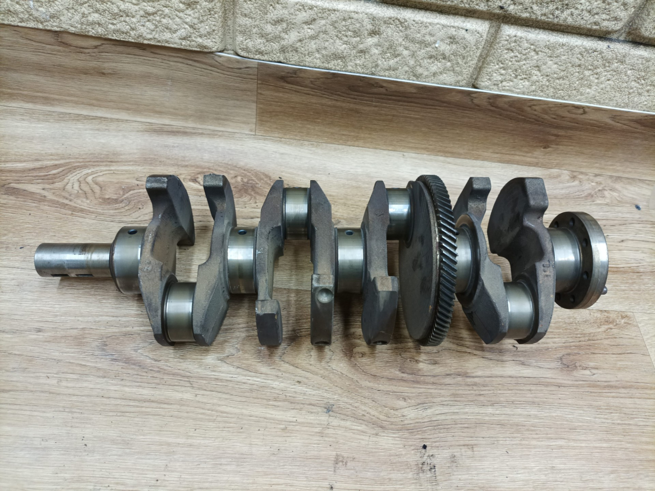 коленвал Citroen C8 1 поколение 2003, 2.2 л., 3FZ (EW12J4), бензин, 5МКПП, минивэн - фото №1