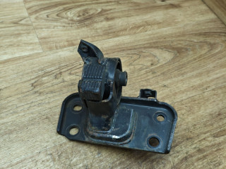 подушка крепления двигателя Toyota Avensis 3 поколение (T270) 2010, 2.0 л., 1AD-FTV, дизель, МКПП, седан