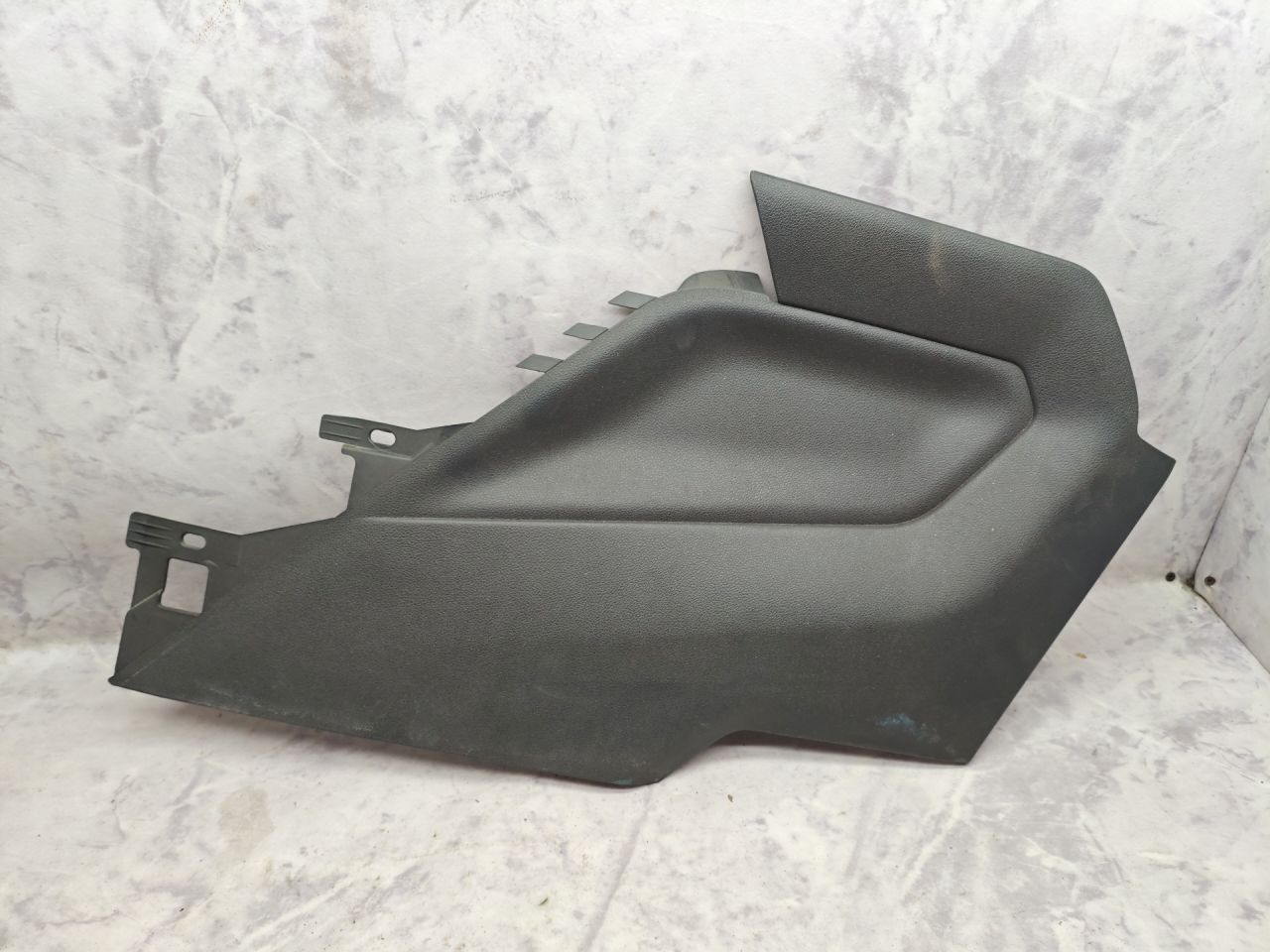 пластик Peugeot 5008 1 поколение (2009 - 2013), 2.0 л., дизель, МКПП, минивэн, 9686384577 - фото №1