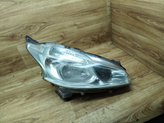 фара правая Peugeot 208 1 поколение 2012, 1.2 л., бензин, МКПП, хетчбэк 3 дв., 9802221380