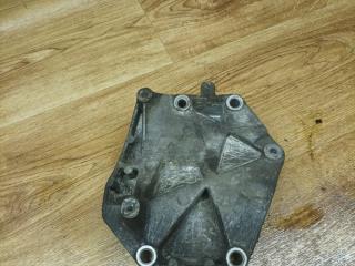 кронштейн компрессора кондиционера Opel Astra H/Family [рестайлинг] 2008, 1.9 л., Z 19 DT, дизель, МКПП, универсал, 55191339