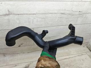 патрубок интеркулера Toyota Avensis 1 поколение (T220) (1997 - 2000), 2.0 л., 2C-TE, дизель, МКПП, седан