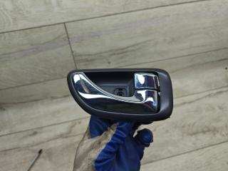 ручка внутренняя передняя правая Hyundai Terracan 1 поколение 2004, 2.5 л., дизель, АКПП, внедорожник 5 дв.