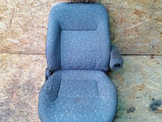 сиденье переднее Hyundai Galloper 2 поколение 1999, 2.5 л., D4BH, дизель, МКПП, внедорожник 5 дв.