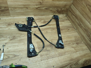 стеклоподъемник электрический передний правый Volkswagen Polo 5 поколение 2011, 1.6 л., CFNA, бензин, МКПП, седан