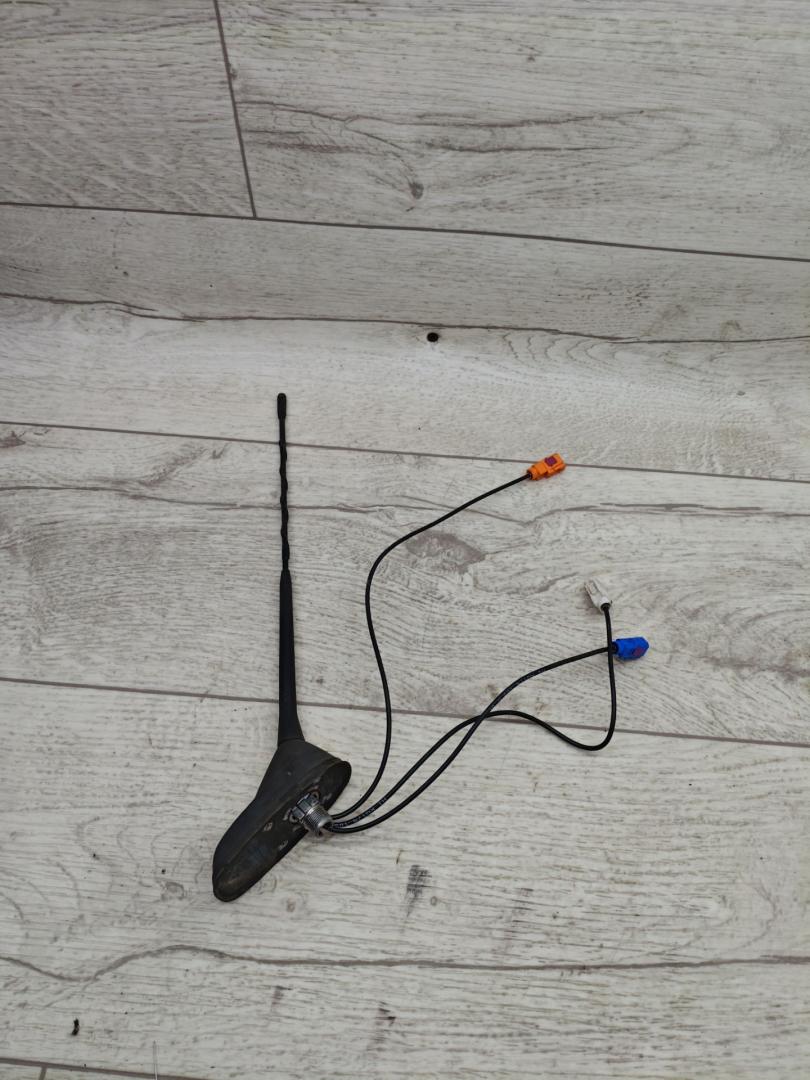 антенна Peugeot 308 T9 2015, 1.6 л., дизель, МКПП, универсал, 9666452880 - фото №1