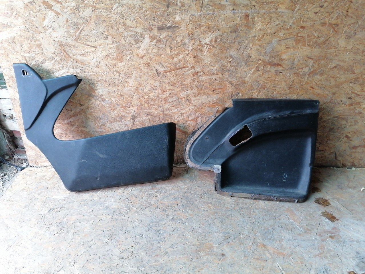 обшивка двери передняя правая Mercedes-Benz Vito W638 1998, 2.3 л., дизель, МКПП, микроавтобус, A6387200810 - фото №1