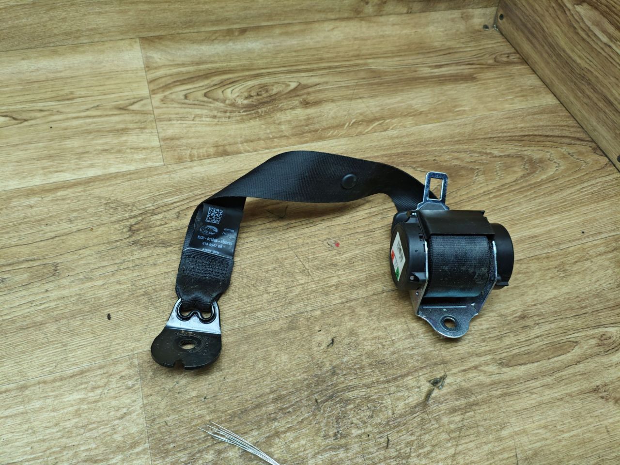 ремень безопасности Land Rover Range Rover Evoque L538 2012, 2.2 л., 224DT, дизель, МКПП, внедорожник 5 дв., BJ32-611B68-AD - фото №1