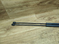 амортизатор крышки багажника (3-5 двери) Land Rover Range Rover Evoque L538 2012, 2.2 л., 224DT, дизель, МКПП, внедорожник 5 дв., BJ32406A10AB - фото №4