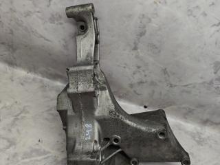 кронштейн генератора Volkswagen Caravelle T4 2001, 2.5 л., дизель, МКПП, минивэн, 074145169F