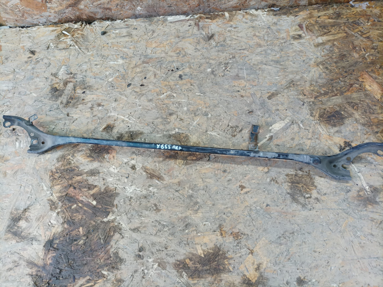 распорка стоек Lexus RX 1 поколение 2000, 3.0 л., 1MZ-FE, бензин, АКПП, внедорожник 5 дв., полный привод - фото №1