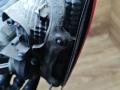 фонарь крышки багажника левый Toyota Avensis Verso 1 поколение 2003, 2.0 л., дизель, МКПП, минивэн - фото №10