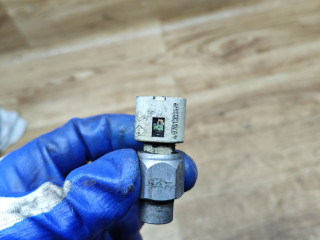 Датчик давления гидроусилителя Renault Duster 1 поколение 2012, 2.0 л., F4R 403, бензин, АКПП, внедорожник 5 дв., передний привод, 497610324R