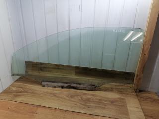 стекло двери передней левой Opel Corsa C 2002, 1.4 л., Z 14 XE, бензин, МКПП, хетчбэк 3 дв.