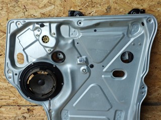 стеклоподъемник электрический передний правый Volkswagen Multivan T5 (2003 - 2009), 2.5 л., AXE, дизель, МКПП, микроавтобус, полный привод
