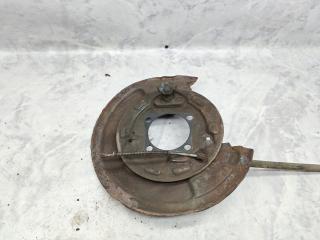 защитный кожух тормозного механизма Toyota Avensis 2 поколение (T250) 2006, 1.8 л., бензин, МКПП, седан