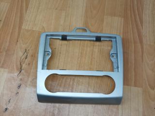 рамка под магнитолу Ford Focus 2 поколение 2006, 1.6 л., G8DB, дизель, МКПП, универсал