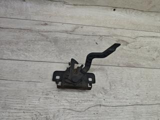 замок капота Renault Logan 2 поколение [рестайлинг] 2017, 1.6 л., K7M 812, бензин, МКПП, седан