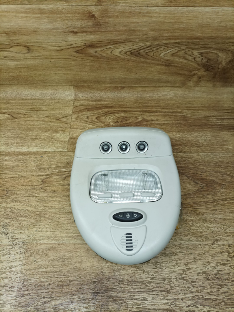 фонарь салона (плафон) Citroen C8 1 поколение 2003, 2.2 л., 3FZ (EW12J4), бензин, 5МКПП, минивэн - фото №1