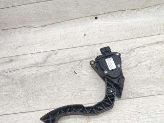 педаль Renault Logan 2 поколение [рестайлинг] 2017, 1.6 л., K7M 812, бензин, МКПП, седан, 180022703R