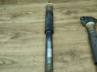 амортизатор задний Lada Vesta 1 поколение 2017, 1.6 л., бензин, МКПП, седан, 8450006786