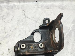 кронштейн ТНВД Volkswagen Caravelle T4 2001, 2.5 л., дизель, МКПП, минивэн, 074130147C