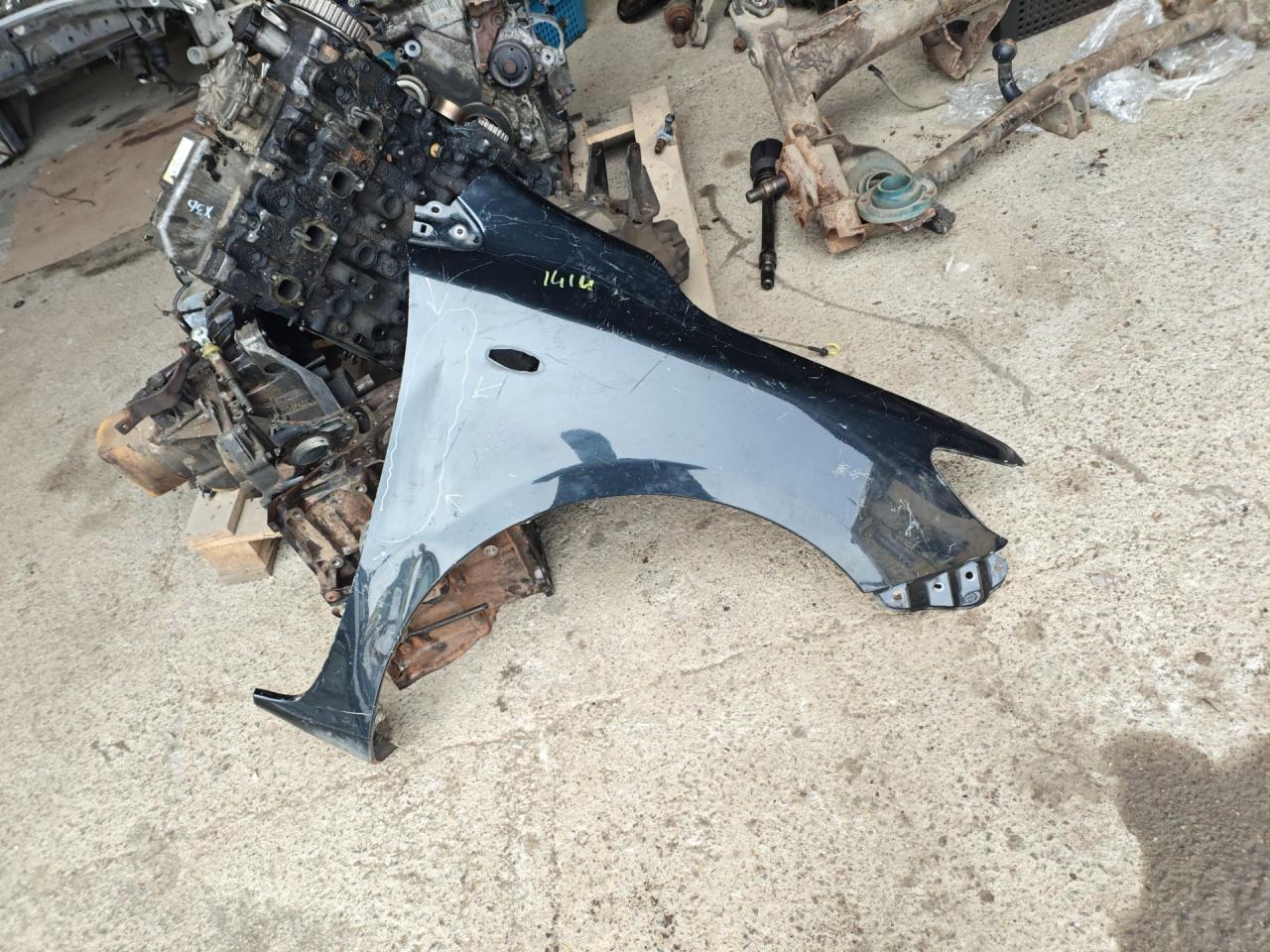 крыло переднее правое Toyota Corolla 10 поколение (E140/E150) (2007 - 2010), 1.4 л., 4ZZ-FE, бензин, МКПП, седан - фото №1