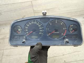 щиток приборов (приборная панель) Toyota Avensis 1 поколение (T220) (1997 - 2000), 2.0 л., 2C-TE, дизель, МКПП, седан