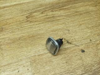 повторитель поворота на крыле правый Skoda Rapid 1 поколение 2015, 1.6 л., CWVA, бензин, МКПП, лифтбэк, 1U0949127C