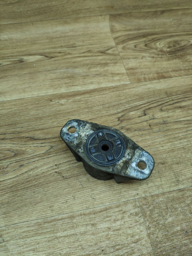 опора амортизатора верхняя (чашка) Lada Vesta 1 поколение 2017, 1.6 л., бензин, МКПП, седан - фото №1