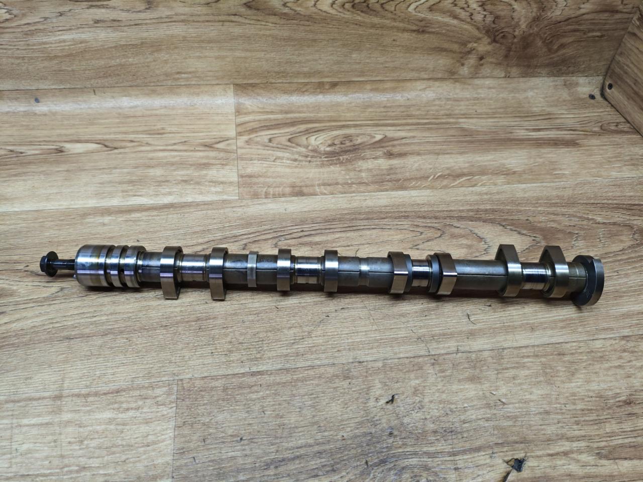 распредвал Hyundai ix35 1 поколение 2012, 2.0 л., G4KD, бензин, МКПП, внедорожник 5 дв., передний привод - фото №1